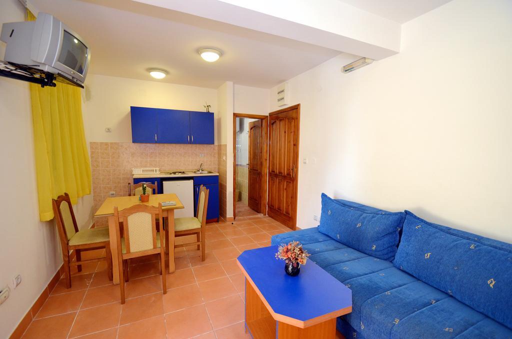 Guest House Villa Iva Будва Стая снимка